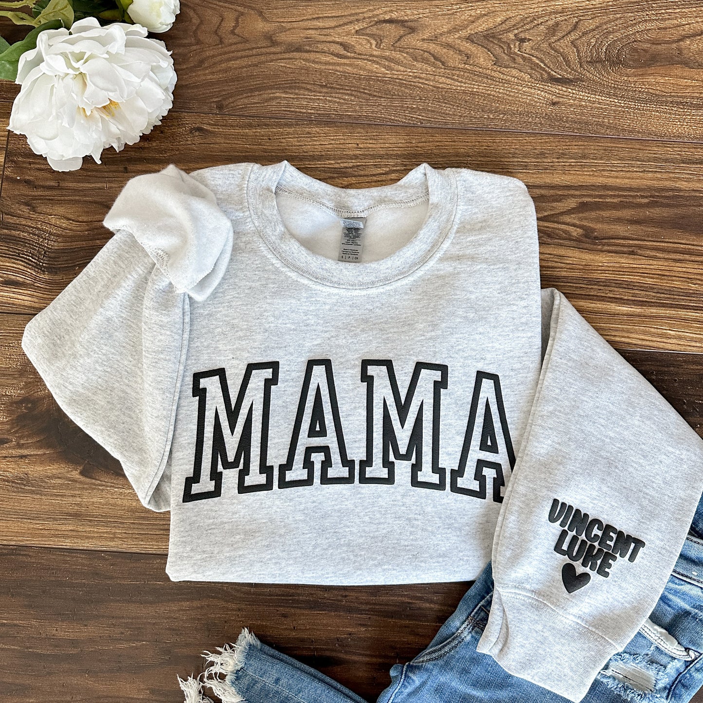 Mama Puff Print Sweatshirt with Children's name on Sleeve